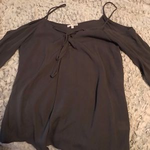 Open shoulder top